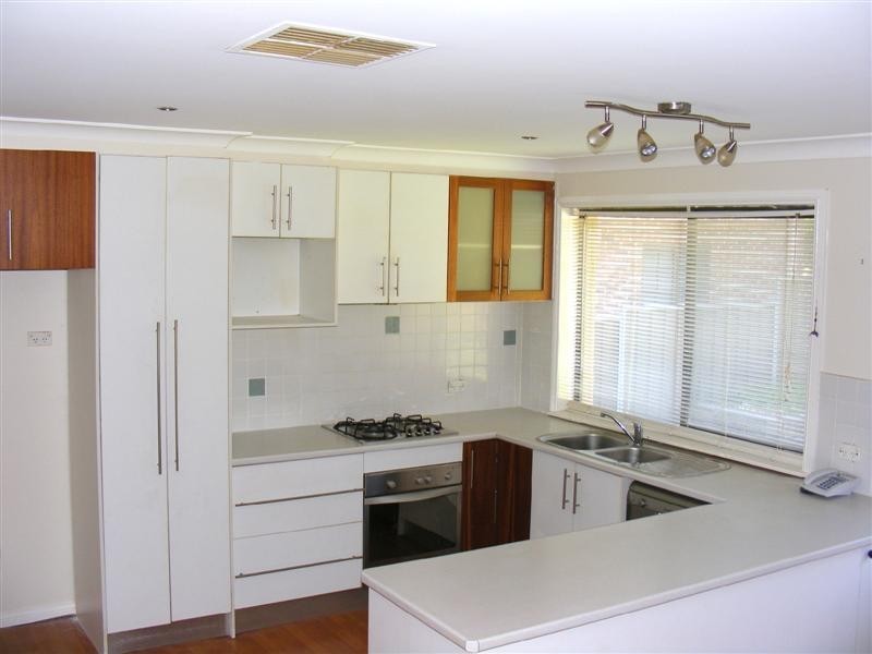 13 Amaroo Avenue, Cowra NSW 2794