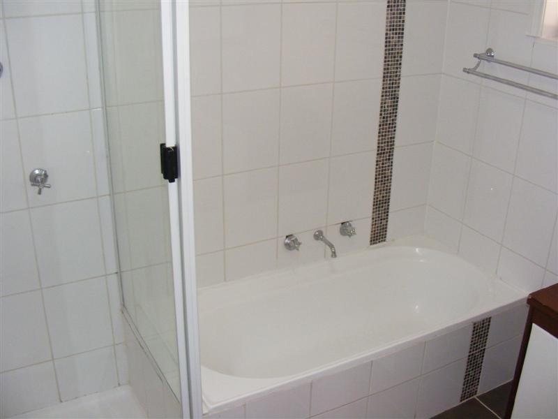 13 Amaroo Avenue, Cowra NSW 2794