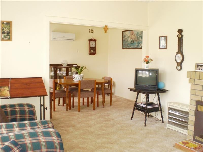 9 Liverpool Street, Cowra NSW 2794