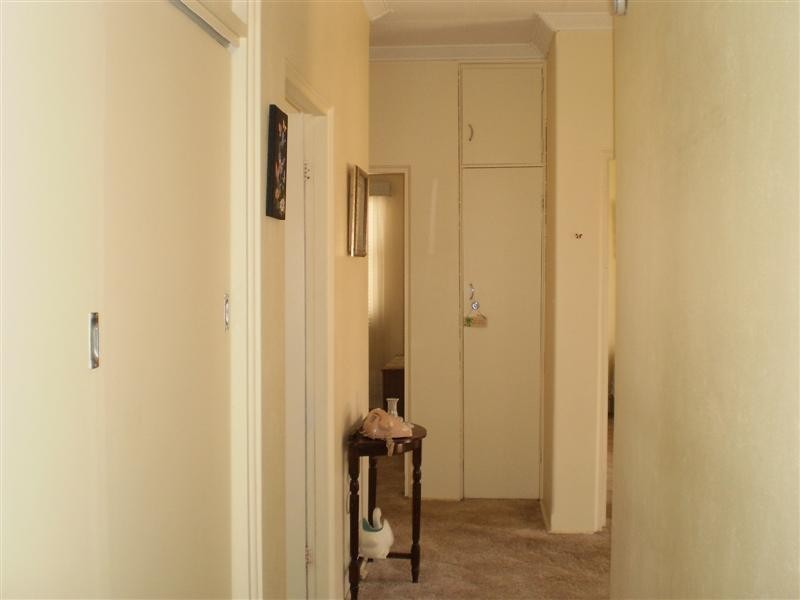 9 Liverpool Street, Cowra NSW 2794