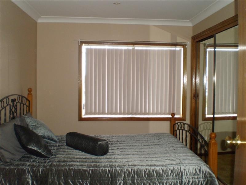 76 Bourke Street, Cowra NSW 2794