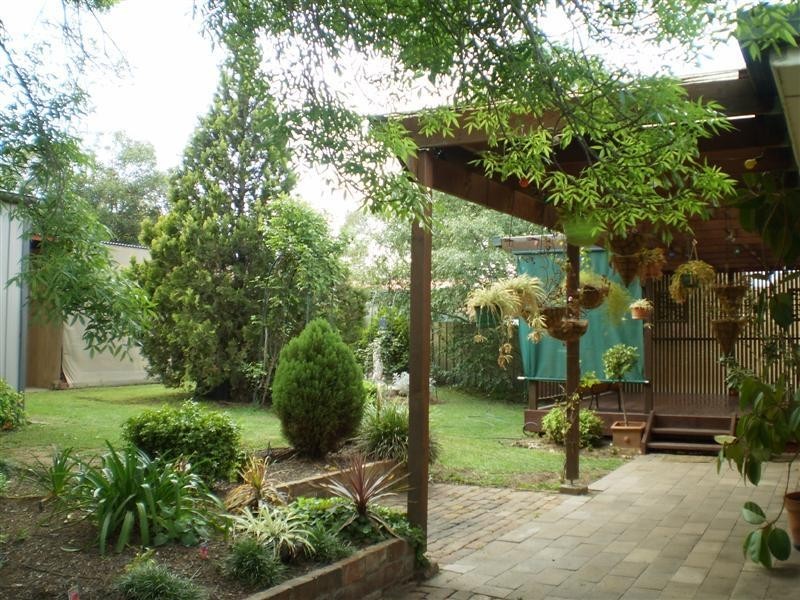 76 Bourke Street, Cowra NSW 2794