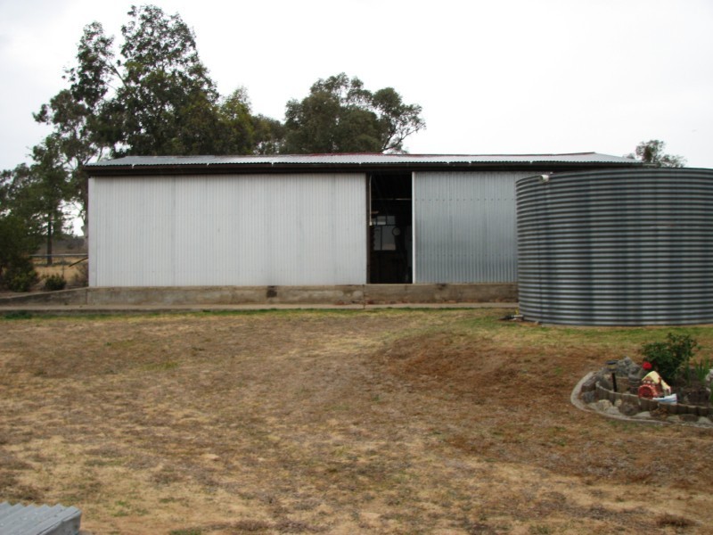 17-19 & 23-25 Albert Street, Reids Flat NSW 2586