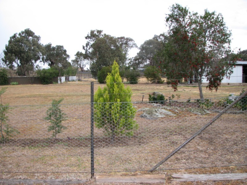 17-19 & 23-25 Albert Street, Reids Flat NSW 2586