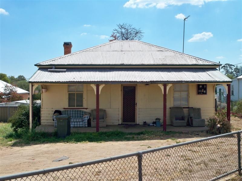 6 Mulyan Street, Cowra NSW 2794
