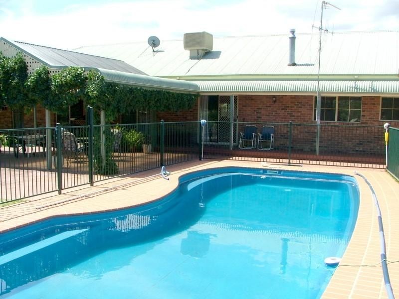 91 Waratah Street, Cowra NSW 2794