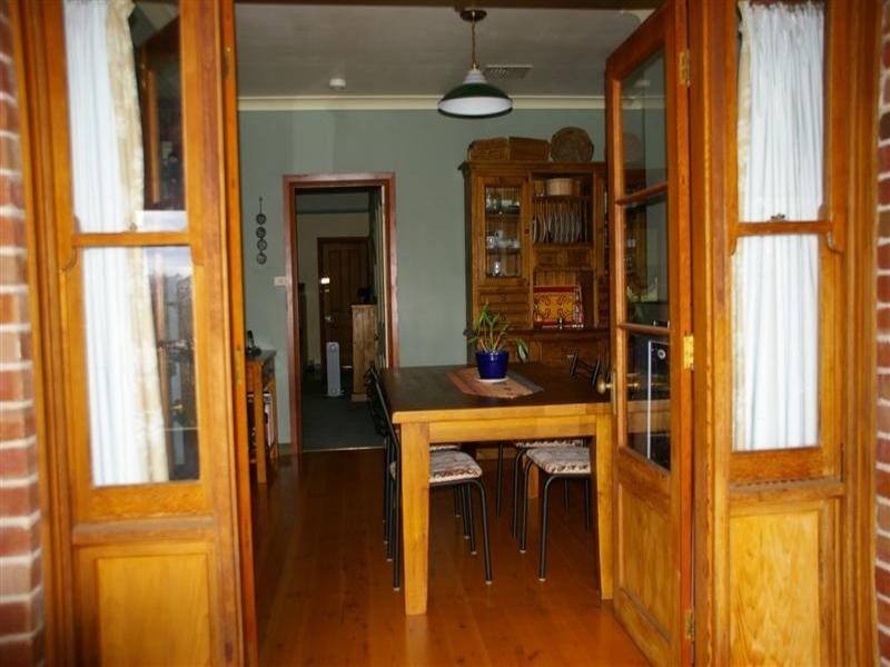 16 Binni Creek Road, Cowra NSW 2794