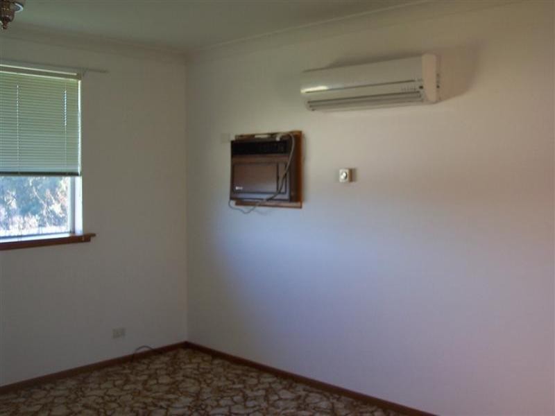 64 Lachlan Street, Cowra NSW 2794