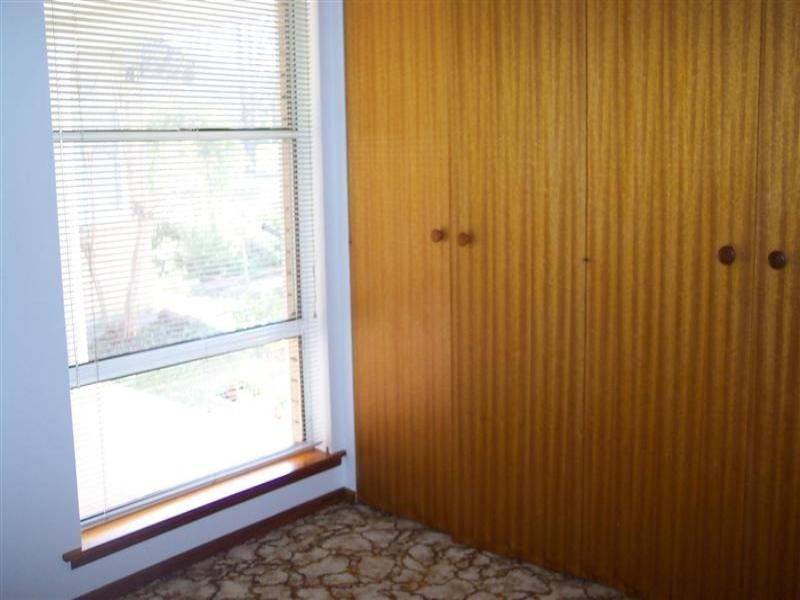 64 Lachlan Street, Cowra NSW 2794