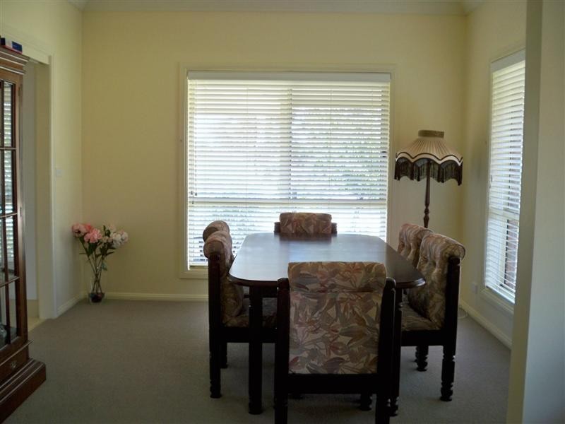 9 Shepherd Avenue, Cowra NSW 2794