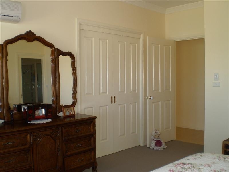 9 Shepherd Avenue, Cowra NSW 2794