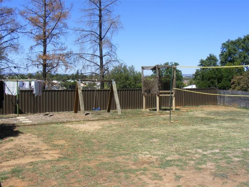 63 Liverpool Street, Cowra NSW 2794