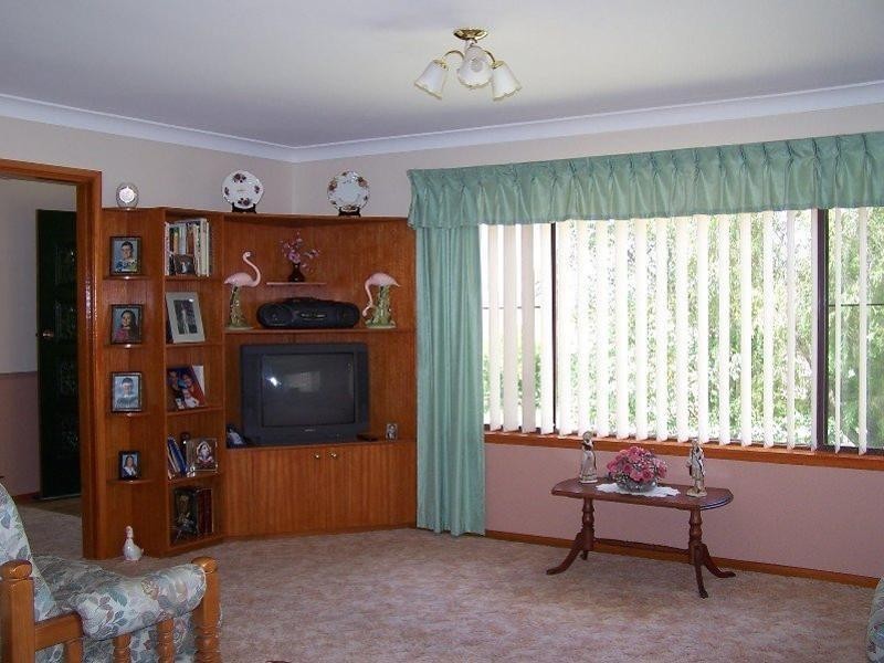 17 Yaldara Crescent, Cowra NSW 2794