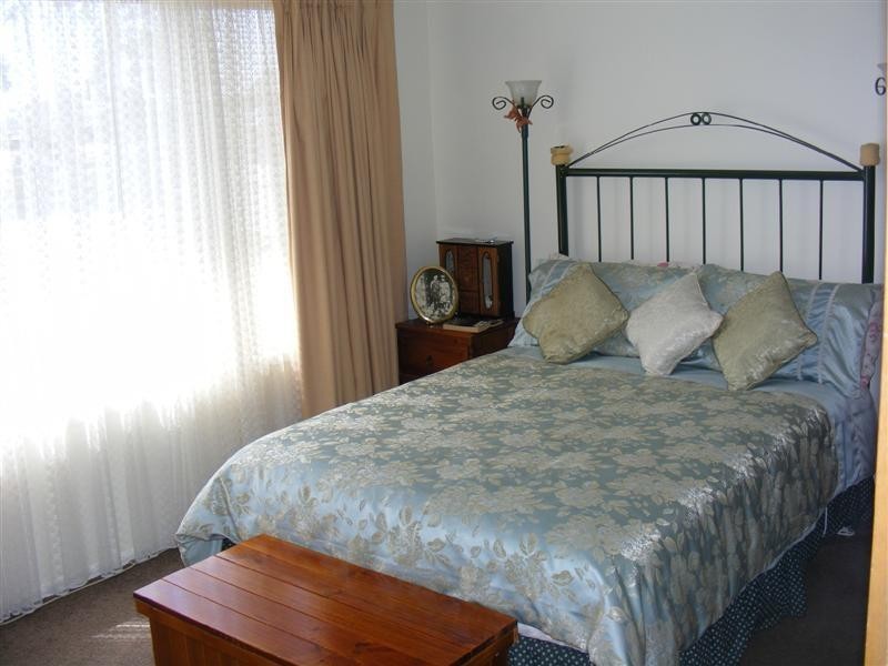 23 Waratah Street, Cowra NSW 2794