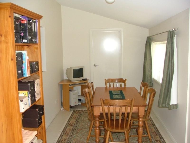 8 Smith Street, Cowra NSW 2794