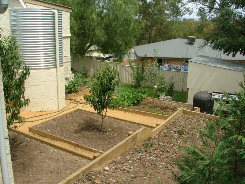 8 Smith Street, Cowra NSW 2794