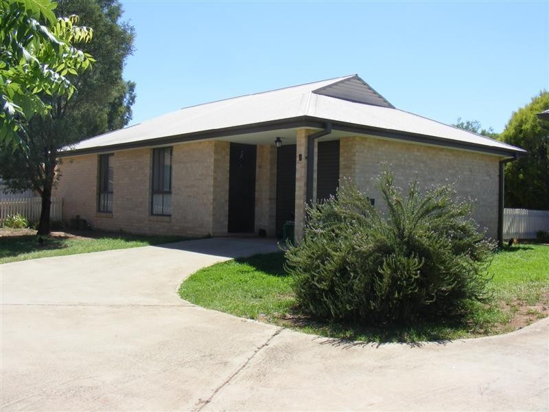 4/53 Wellington Street, Cowra NSW 2794