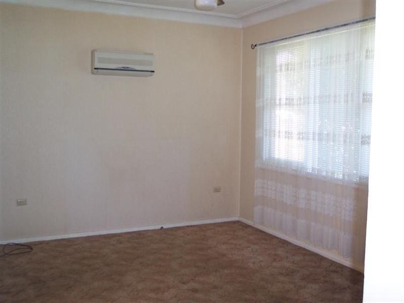 24 Eulo Street, Cowra NSW 2794
