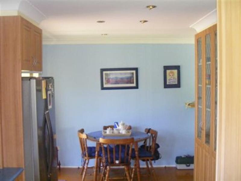 29 Kibbler Street, Cowra NSW 2794
