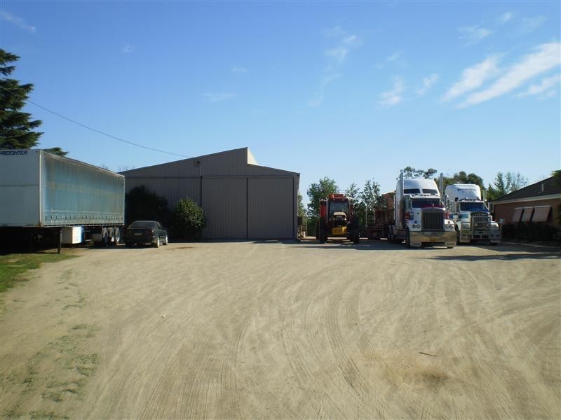 67-69 Grenfell Road, Cowra NSW 2794