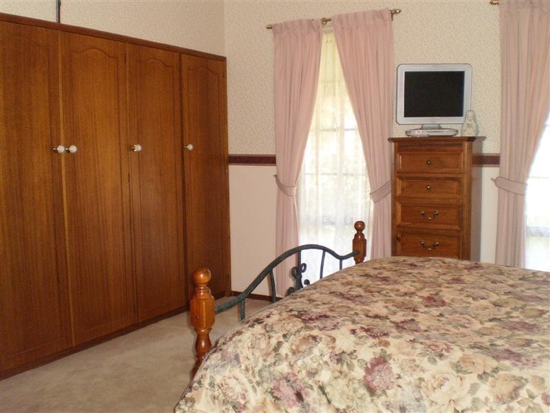 67-69 Grenfell Road, Cowra NSW 2794