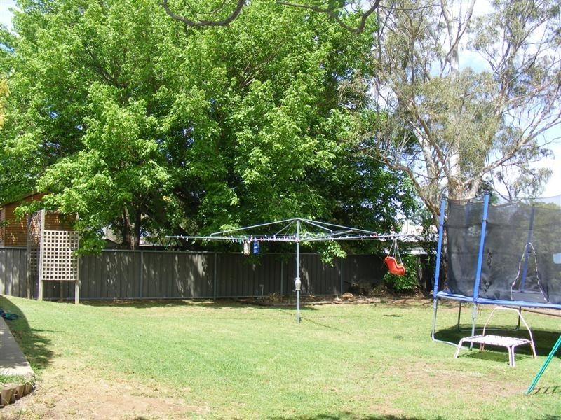 18 Cooyal Street, Cowra NSW 2794