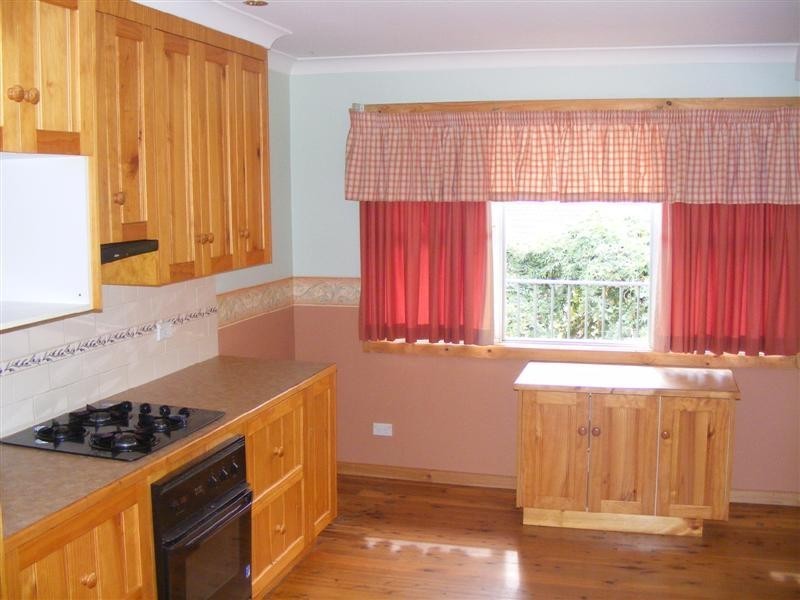 16 Scenic Drive, Cowra NSW 2794