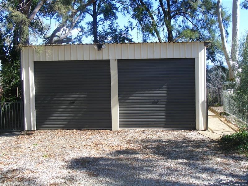 16 Scenic Drive, Cowra NSW 2794