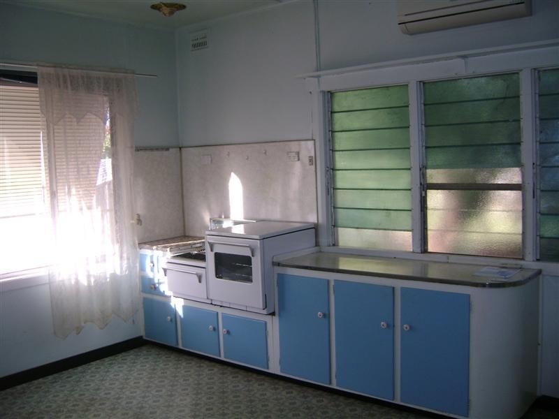 14 Argoon Street, Cowra NSW 2794