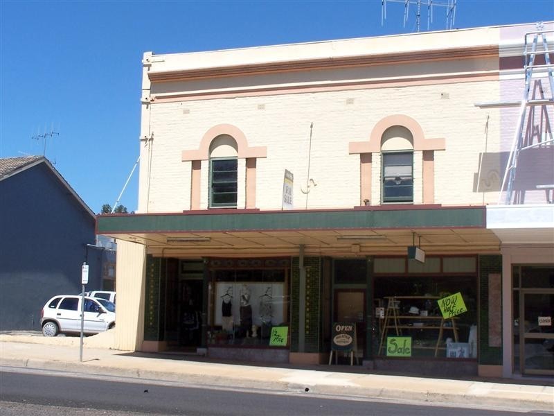 9 & 11 Kendal Street, Cowra NSW 2794