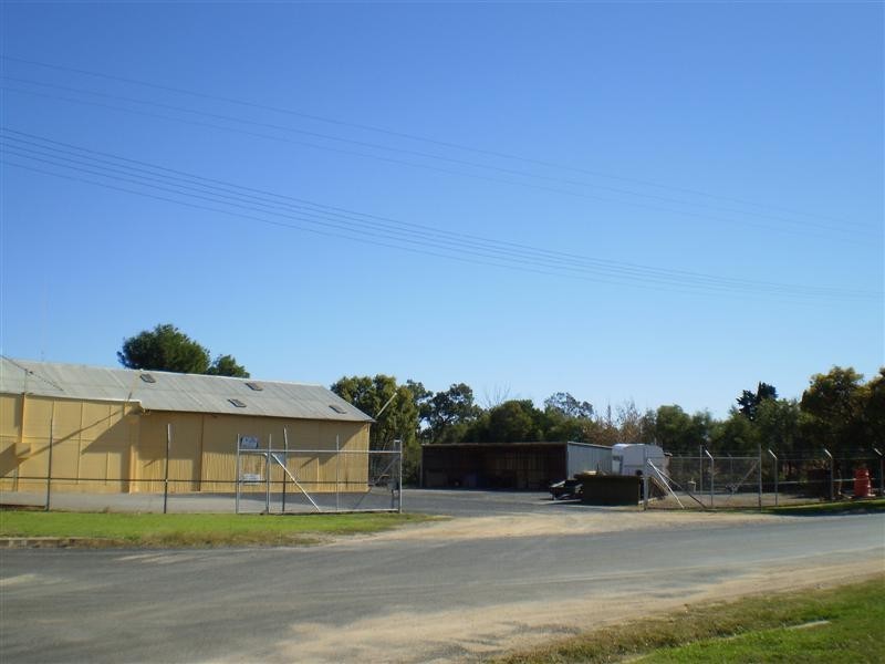 43 Grenfell Road, Cowra NSW 2794