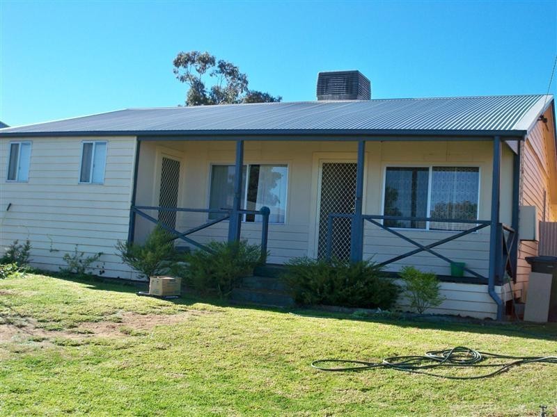 65 Redfern Street, Cowra NSW 2794