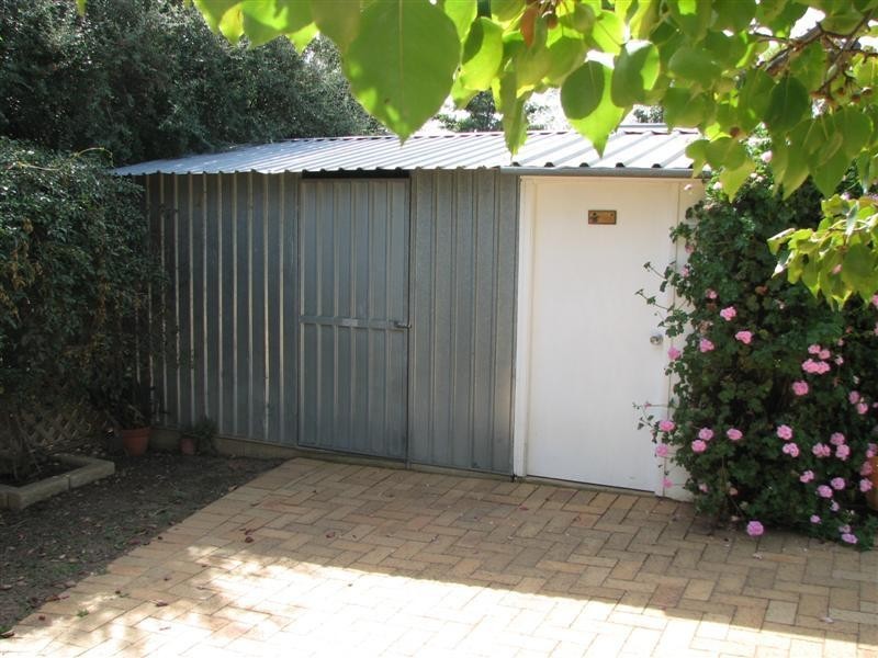 52 Melyra Street, Grenfell NSW 2810