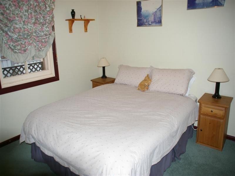 16 Binni Creek Road, Cowra NSW 2794