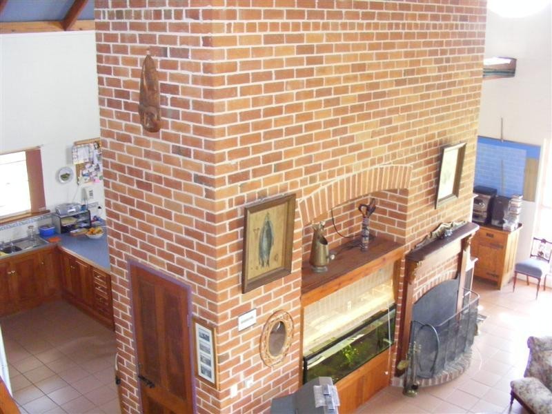 42 Delaneys Road, Cowra NSW 2794