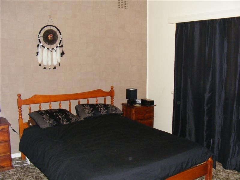 2 Wellington Street, Cowra NSW 2794