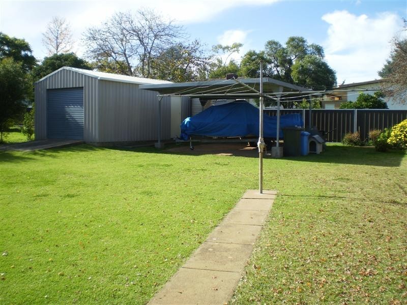 121 Lachlan Street, Cowra NSW 2794