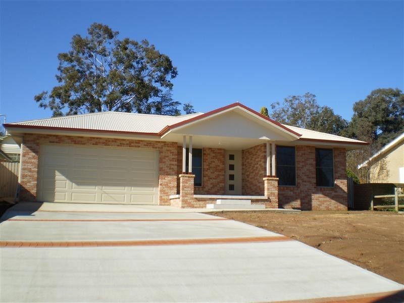 23 Phillips Street, Cowra NSW 2794