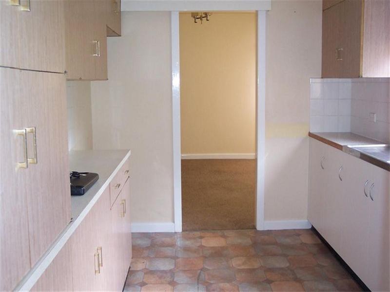 99 Macquarie Street, Cowra NSW 2794