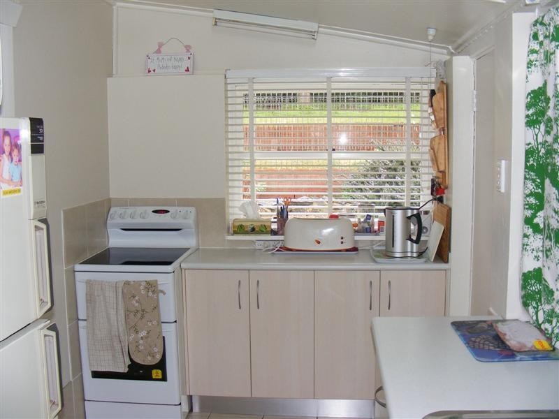 6 Carleton Street, Cowra NSW 2794