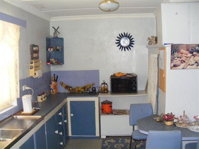 16 William Street, Cowra NSW 2794