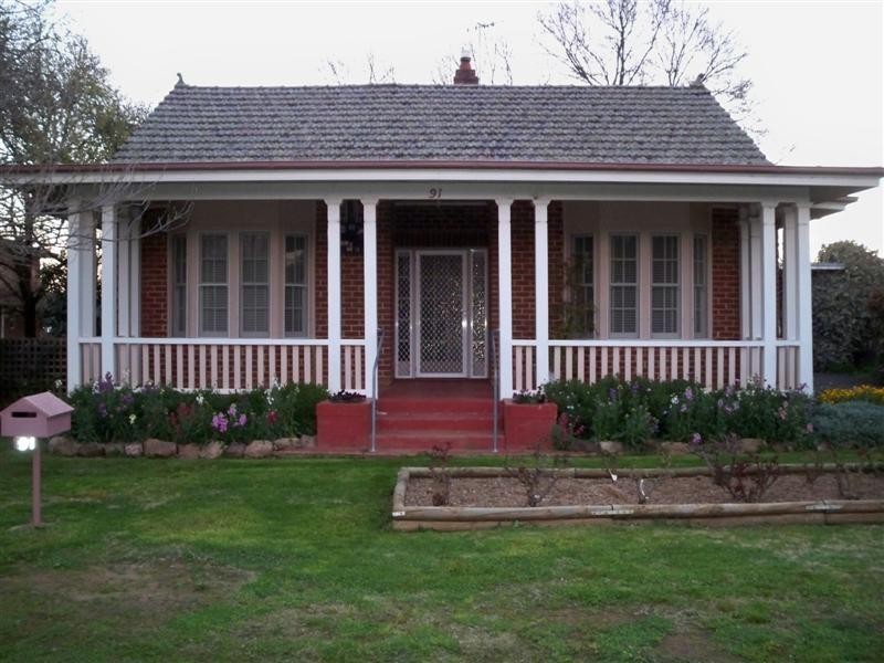 91 Ryall Street, Canowindra NSW 2804