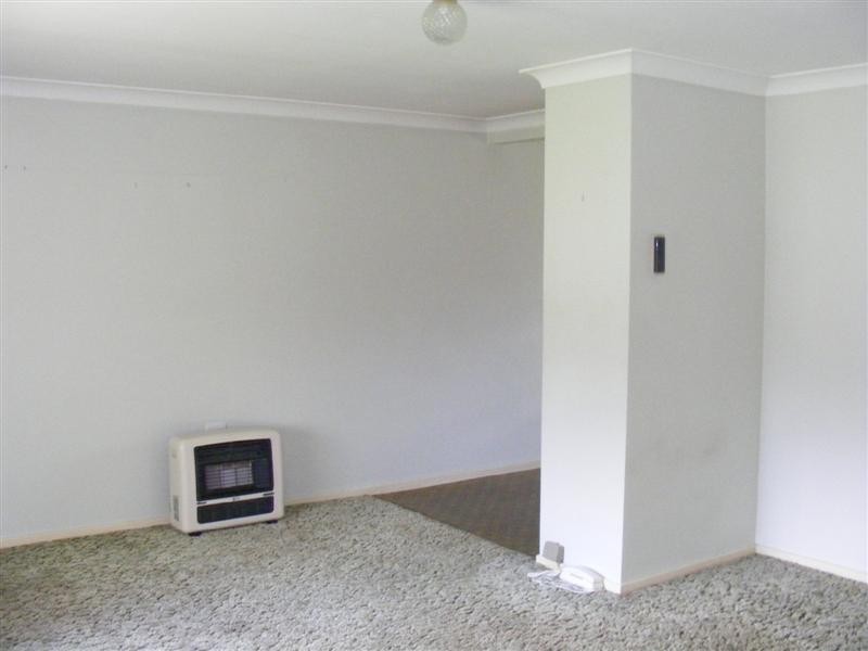 9 Coolabah Crescent, Cowra NSW 2794