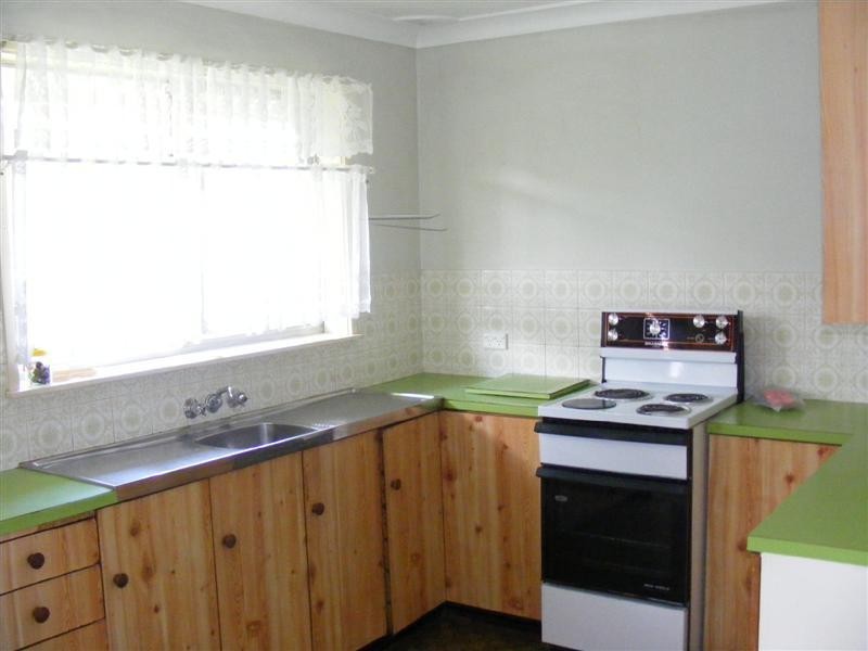 9 Coolabah Crescent, Cowra NSW 2794