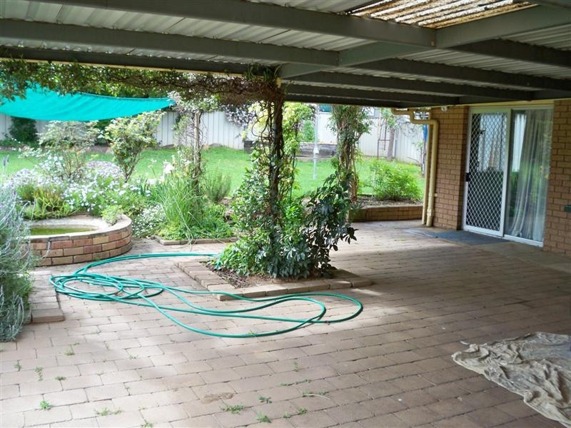 29 KIBBLER Street, Cowra NSW 2794