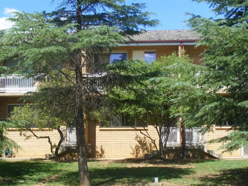 39A NEWCOMBE Street, Cowra NSW 2794