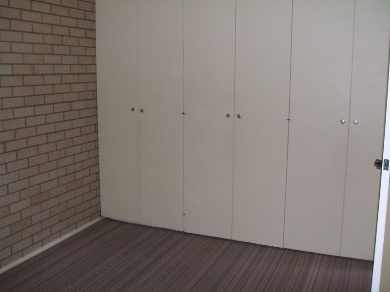 77A & B Taragala Street, Cowra NSW 2794