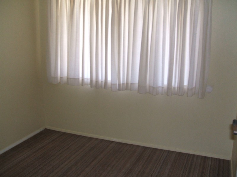 77A & B Taragala Street, Cowra NSW 2794