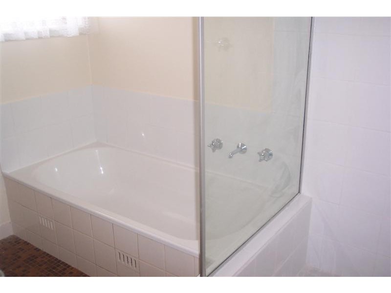 9 Jindalee Circuit, Cowra NSW 2794