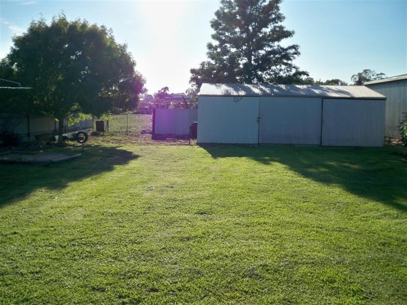 19 Ranken Street, Cowra NSW 2794